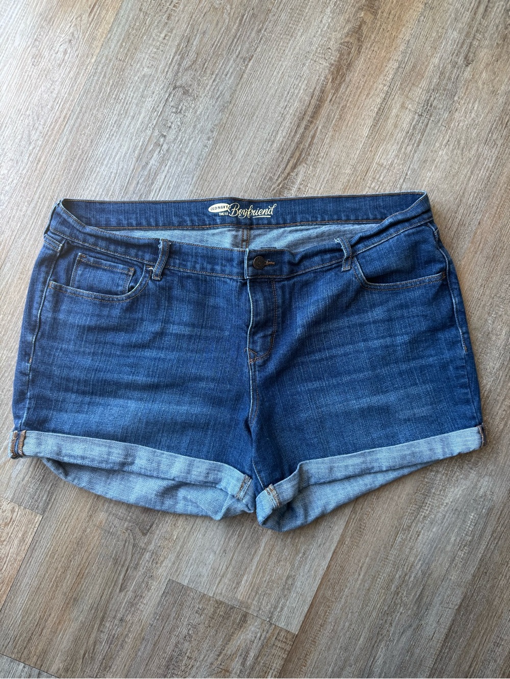 Old Navy Women's Dark Blue Roll-Cuff Jean Shorts